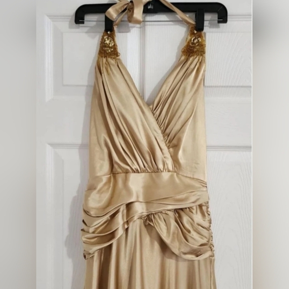 ASpeed Formal Dress Size Medium Maxi Long Elegant Sleeveless Gold Layered - Picture 2 of 12